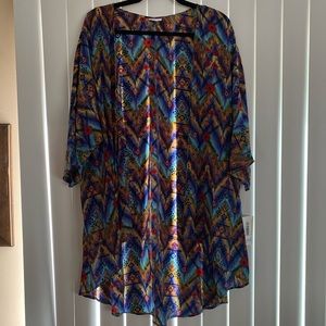 LuLaRoe Lindsay - Size Medium NEW WITH TAGS